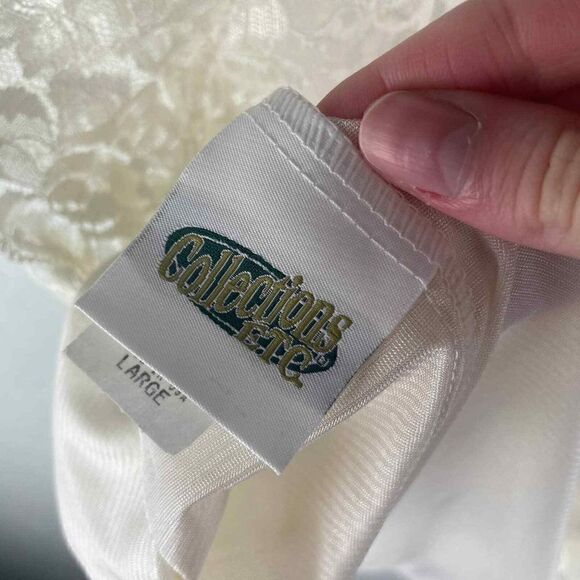 Vintage Collections Etc. Size Large Lace Lingerie Top‎ (Lot 2) Cream and Black - Picture 8 of 13
